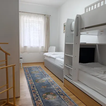 Epikur Apartman *